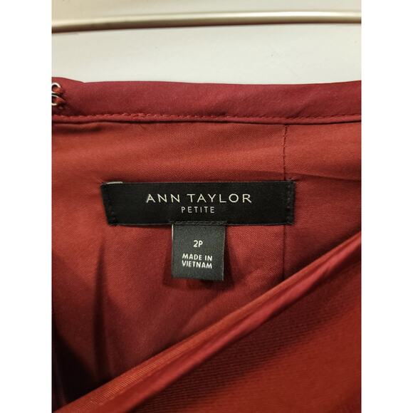 Ann Taylor Red Pencil Skirt with Satin Trim - Picture 4 of 9